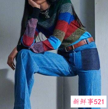 女士短款开衫毛衣搭配