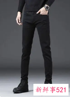 黑色牛仔裤搭配什么鞋男