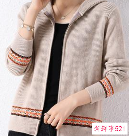 女士短款开衫毛衣搭配