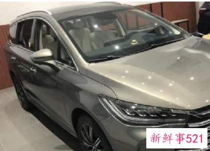 国产纯电商务车7座车