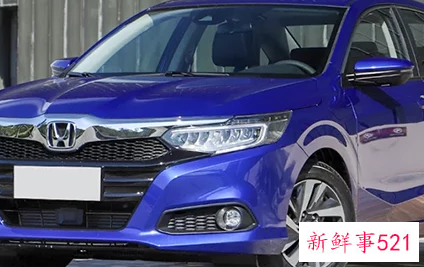 车冒白烟有刺鼻味道