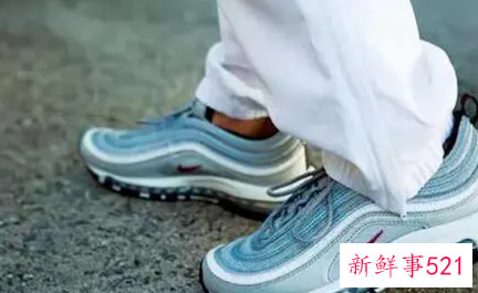 鞋子能不能泡在水里