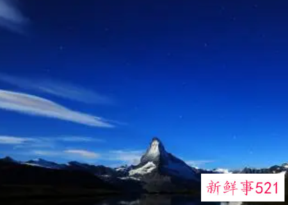 女人用什么颜色的钱包