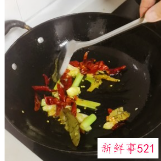 麻辣龙虾尾的做法步骤