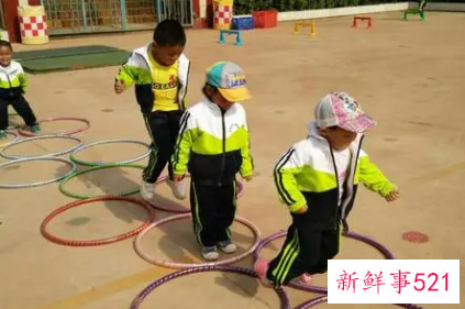 幼儿园户外游戏的环境和规则