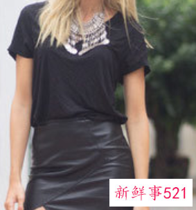 皮裙如何搭配上衣