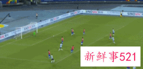 美洲杯阿根廷战平智利，梅西直接任意球破门