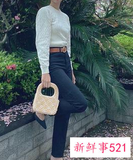 30多岁女人穿衣服搭配