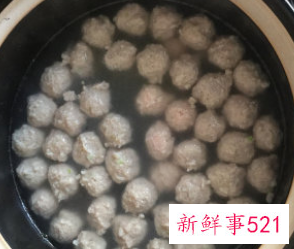 清汤猪肉丸子的做法窍门
