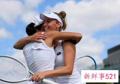 张帅搭档比利时选手跻身温网女双四强