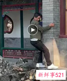 《隐秘的角落》“小严良”史彭元见义勇为救下落水男孩