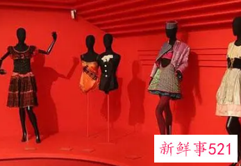 已婚女人梦见给自己挑选衣服