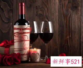 梦见喝红酒代表什么