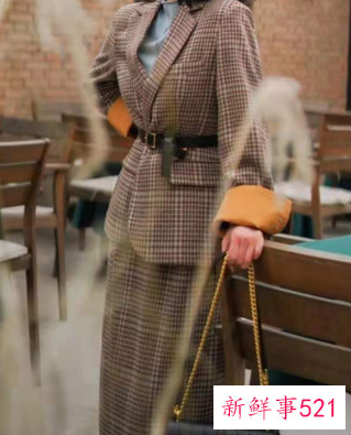 女人味单品搭配