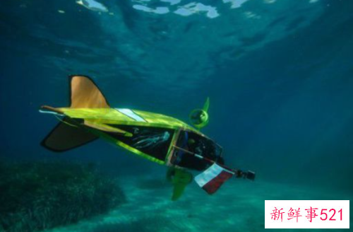 梦见潜水艇漏水会怎么样