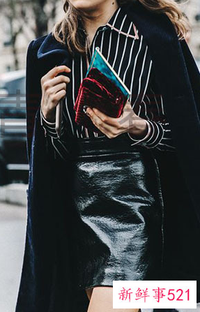 皮裙如何搭配上衣