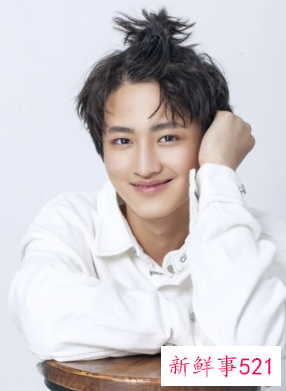 《隐秘的角落》“小严良”史彭元见义勇为救下落水男孩