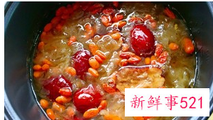 电饭煲怎么做银耳汤