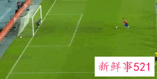 美洲杯阿根廷战平智利，梅西直接任意球破门