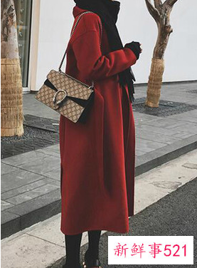 红色毛衣搭什么颜色围巾