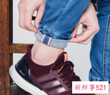 直筒牛仔裤怎么卷裤脚