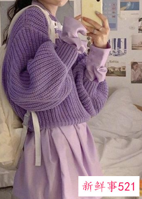 衬衫毛衣搭配什么下身