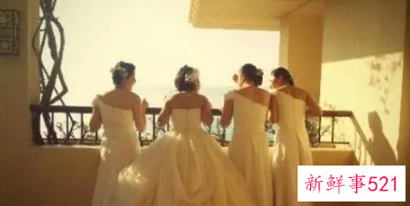 伴娘团是双数还是单数