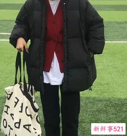 大腿粗适合穿什么版型裤子