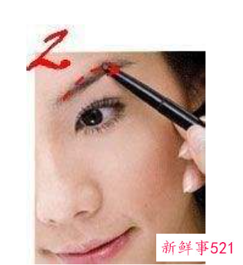 左眼眉毛画法