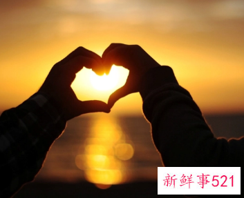 网恋奔现需要带礼物吗