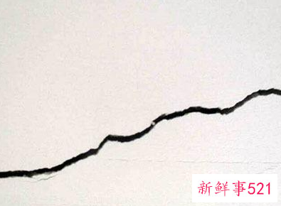 开裂的墙怎么处理