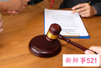 离婚被起诉是先收到短信还是传票