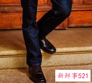 正装皮鞋配什么裤子好看