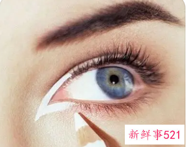 眼线胶笔晕妆怎么办