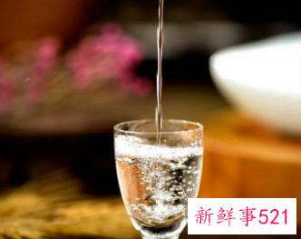 天上人间一鸡三吃什么意思