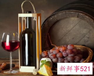 梦见喝红酒代表什么