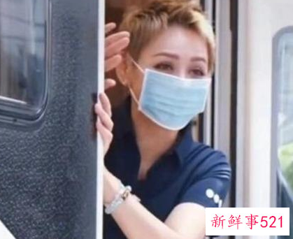 《中餐厅5》开录，龚俊录节目自己带锅