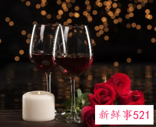 梦见喝红酒代表什么