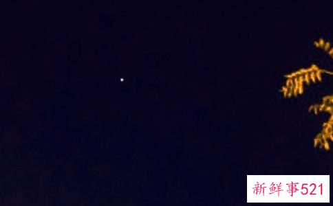 晚安心语:一份好的感情,是随性