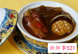 鲍鱼煲汤配什么好吃