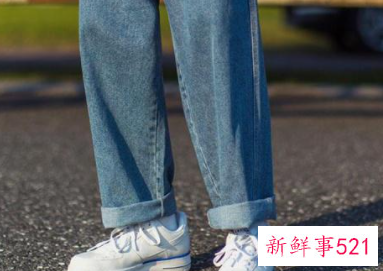 直筒牛仔裤怎么卷裤脚