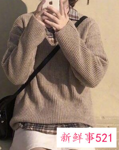 衬衫毛衣搭配什么下身