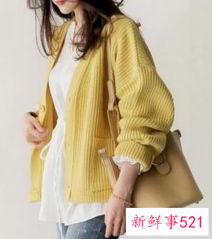 衬衫毛衣搭配什么下身