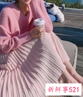 衬衫毛衣搭配什么下身