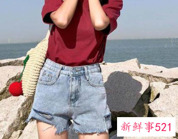 去海边玩穿什么衣服合适