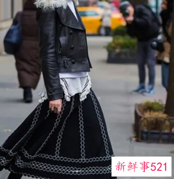 冷天女生穿裙子不冷吗