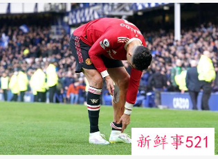 C罗输球后怒摔球迷手机将接受警方问询