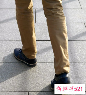 穿板鞋配什么裤子好看男