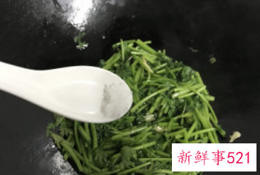 清炒茼蒿怎么做好吃