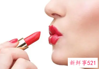 美女为什么一化妆就变样